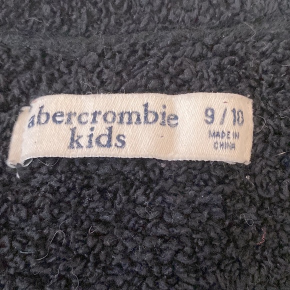 Abercrombie kids black cropped sweater - Picture 2 of 2